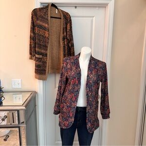 *SET OF 2*. Cardigans. Sweaters. Size large. Large. Long sleeve. HAVE POCKETS!